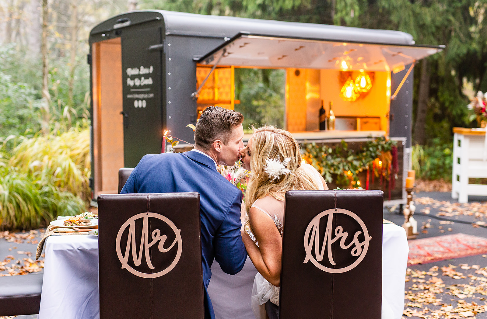Styled Shoot - Modern Fall Wedding Styled Shoot - Modern Fall Wedding